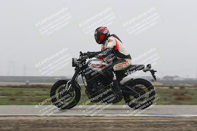 media/Nov-30-2025-TrackDaz (Sun) [[d8b22663df]]/B Group/Session 5 (Wheelie Bump)/